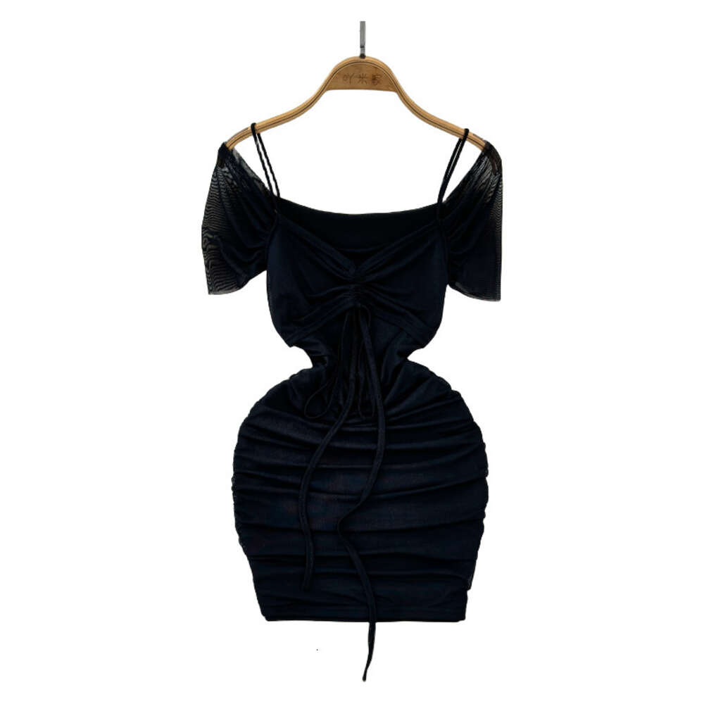 Nightclub womens sweet bow neckline heartfelt pleated slim fitting short sexy buttocks wrapped skirt off the shoulder suspender dress