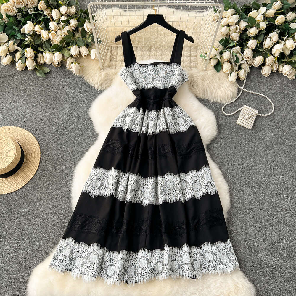 Design sense lace lace contrasting color patchwork sexy strapless dress womens French small dress holiday dress
