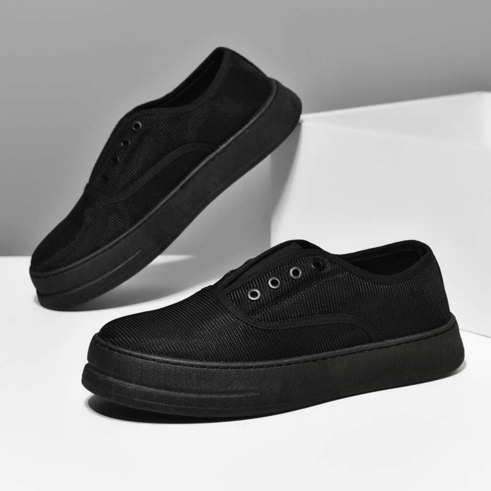 Summer New Casual for Men Low-top Slip-on Vulcanized Breathable Boys Black Sneakers Solid Color Men's Canvas Shoes 2b162