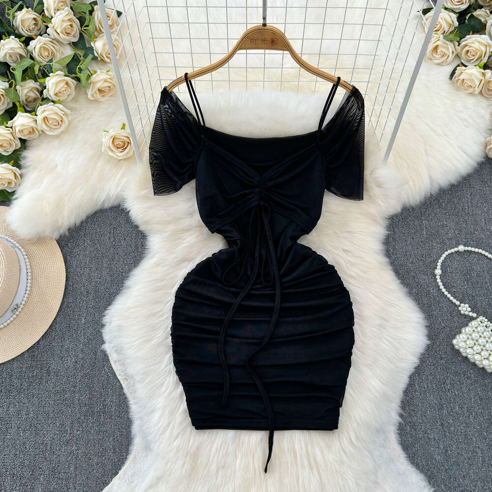 Nightclub womens sweet bow neckline heartfelt pleated slim fitting short sexy buttocks wrapped skirt off the shoulder suspender dress