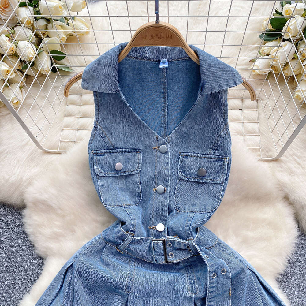 Summer new style temperament V-neck buckle waistband with waistband for slimming and pleated A-line skirt slim fit short denim dress