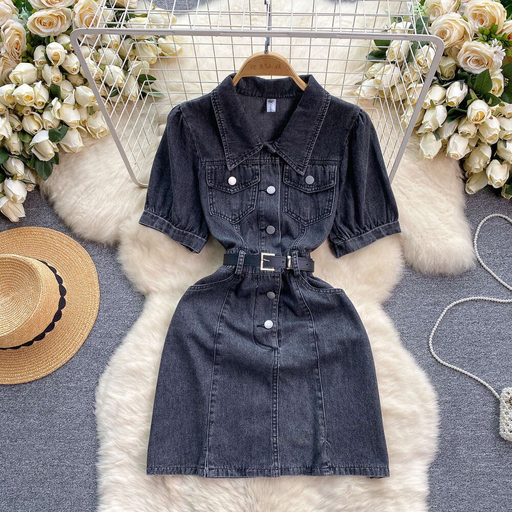 Korean style outfit with age reducing college style denim skirt design sense button fitting short fashionable dress for women