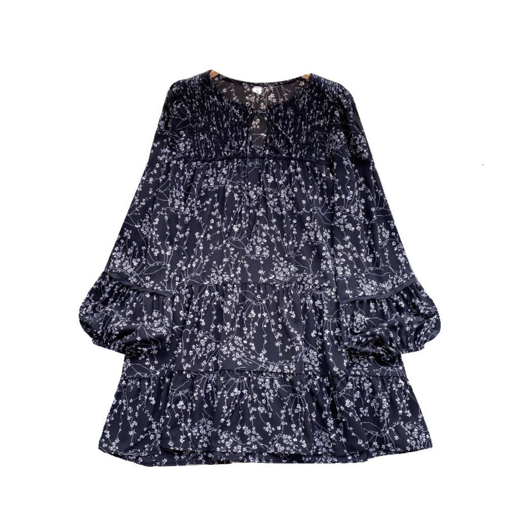 Korean style outfit with age reducing bubble sleeves floral camisole skirt loose and slimming doll skirt early spring dress womens trend