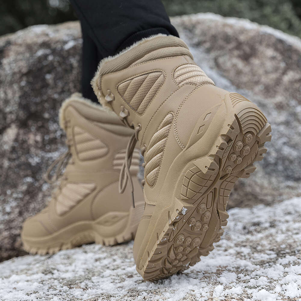 2023 New Winter Men's Plush Warm Outdoor Snow Platform Waterproof Men Military Classic Motorcycle Boots 33c11