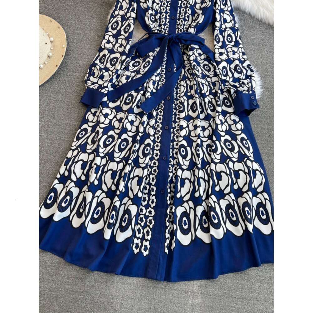 Spring and Autumn Luxury Celebrity Charm Long sleeved Polo Collar Waist Slimming Single breasted A-line Positioning Printed Shirt Dress