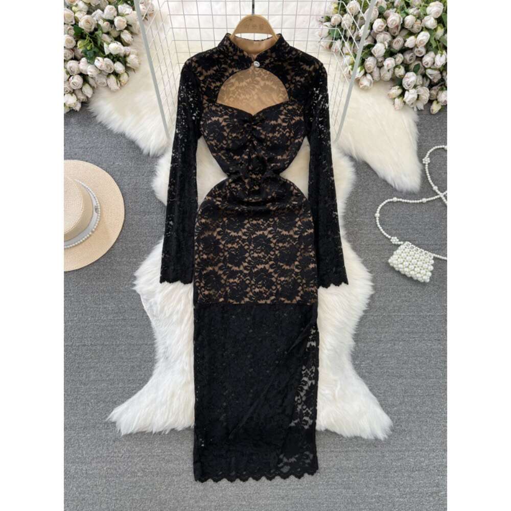 Fashionable and luxurious temperament long sleeved stand up collar hollowed out waist slimming effect medium length slit wrapped buttocks lace dress d