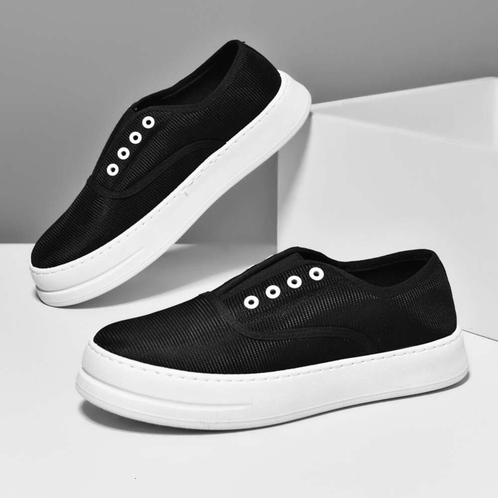 Summer New Casual for Men Low-top Slip-on Vulcanized Breathable Boys Black Sneakers Solid Color Men's Canvas Shoes 2b162