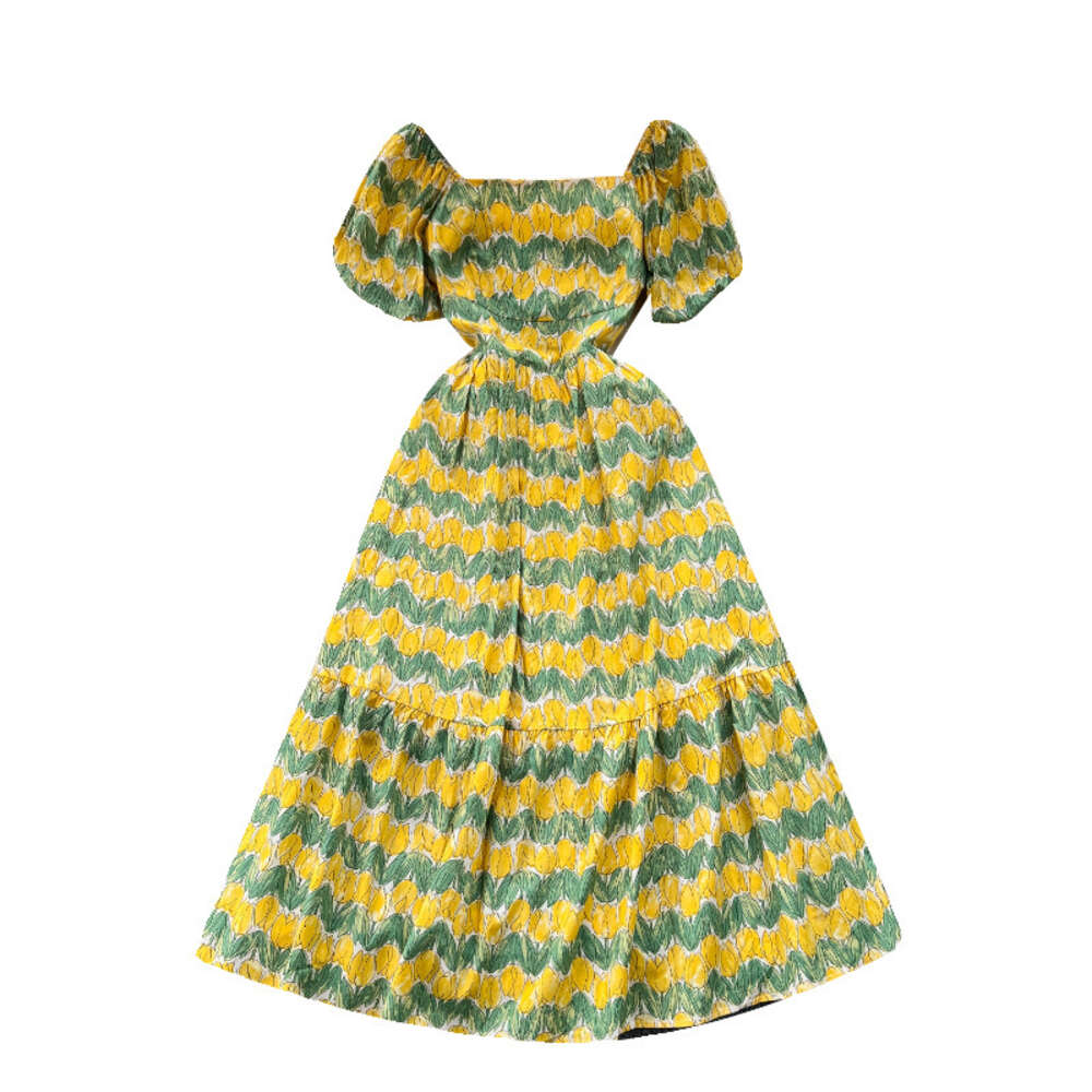 French square neckline slim fit long ruffled skirt niche oil painting print age reducing bubble sleeve dress for women