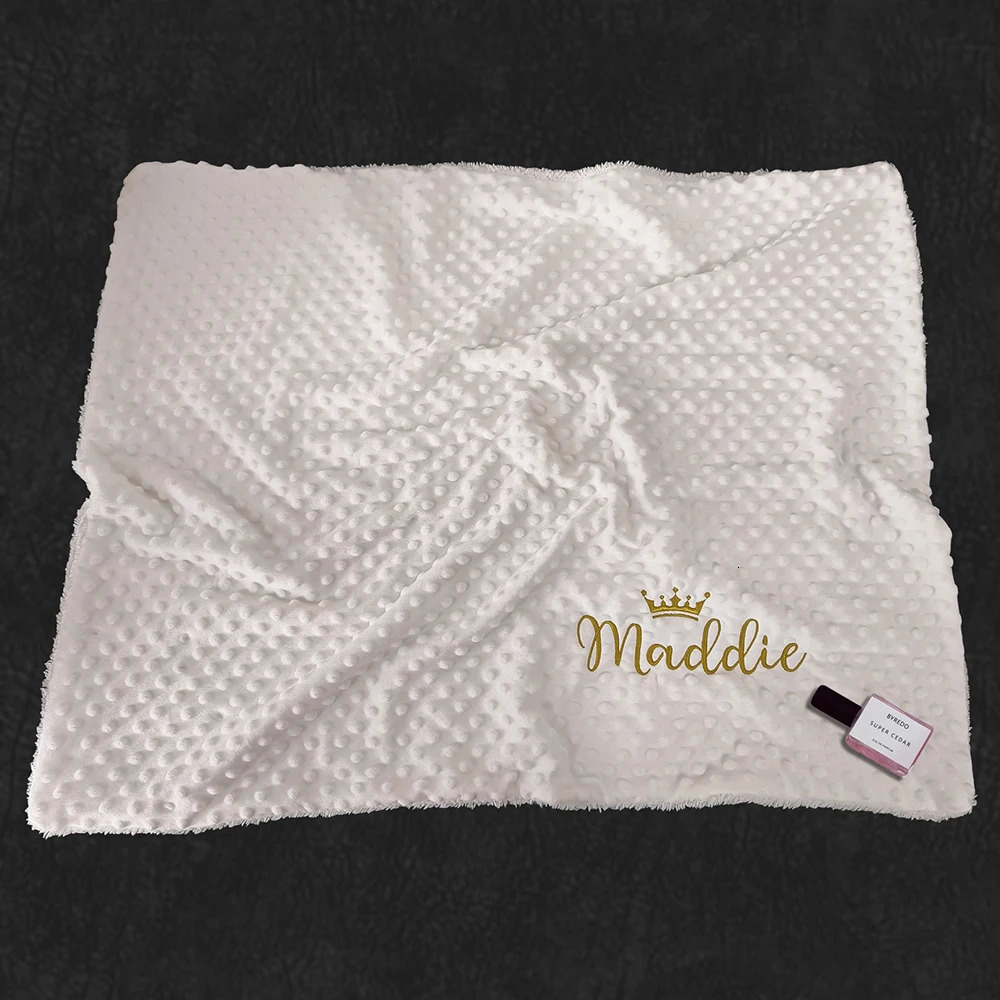 Personalized Knitted born Baby Girl Boy Wrap Swaddling Blanket With Name Fleece Toddler Crib Bed Stroller Birth Gift 240603