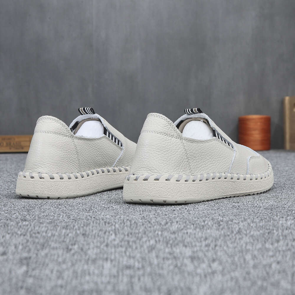 2024 Men's breathable casual driving top layer cowhide beanie Genuine leather slip-on shoes for lazy people e899a