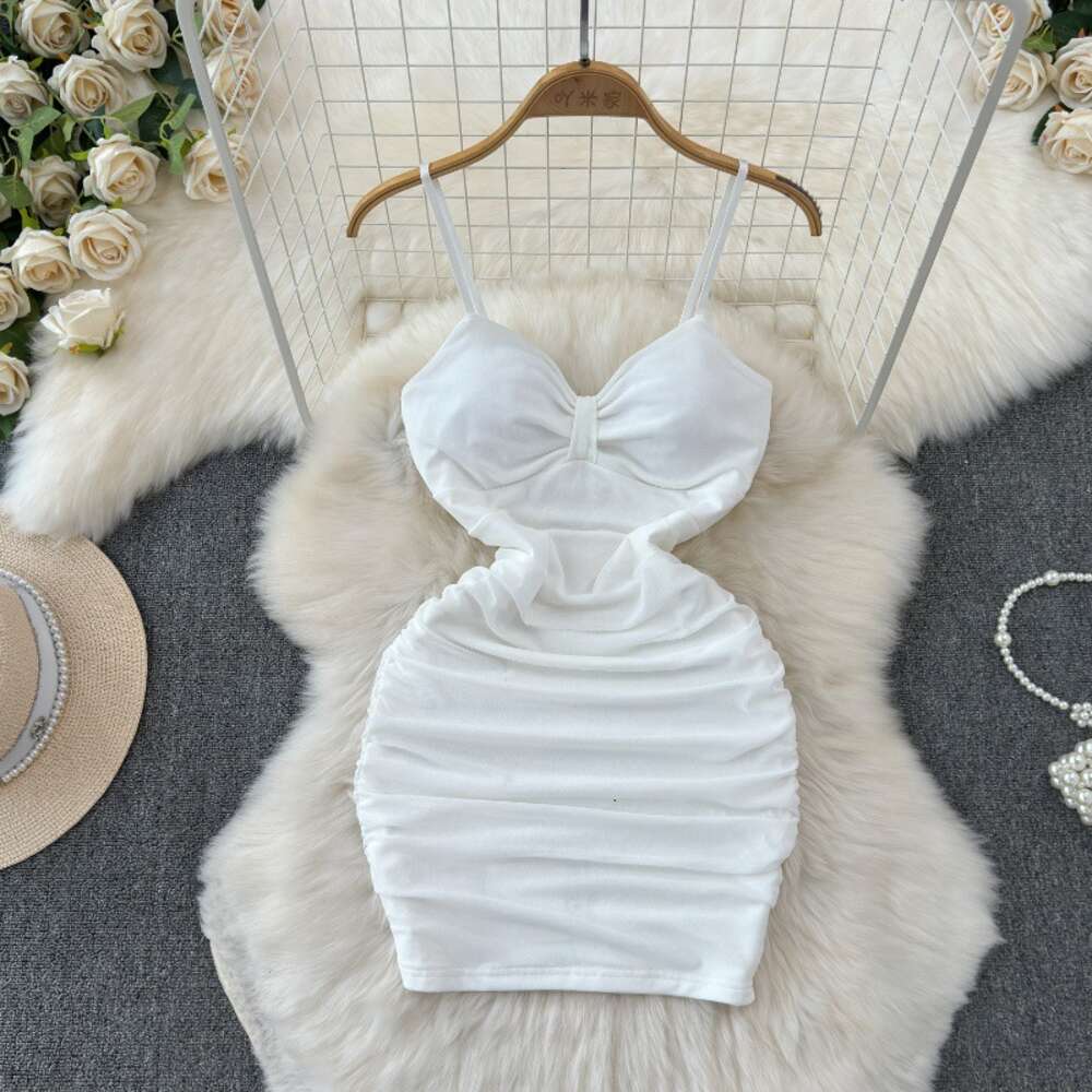 High end camisole dress for women in summer 2023 new buttocks wrapped tight fitting slimming pure desire temperament sexy dress
