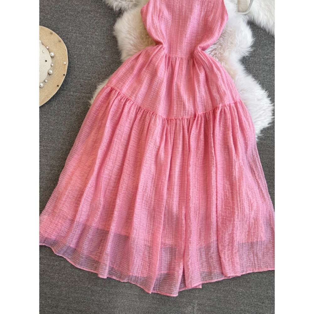 French Hepburn style pink back strap with waistband for slimming A-line suspender dress seaside vacation big swing long skirt