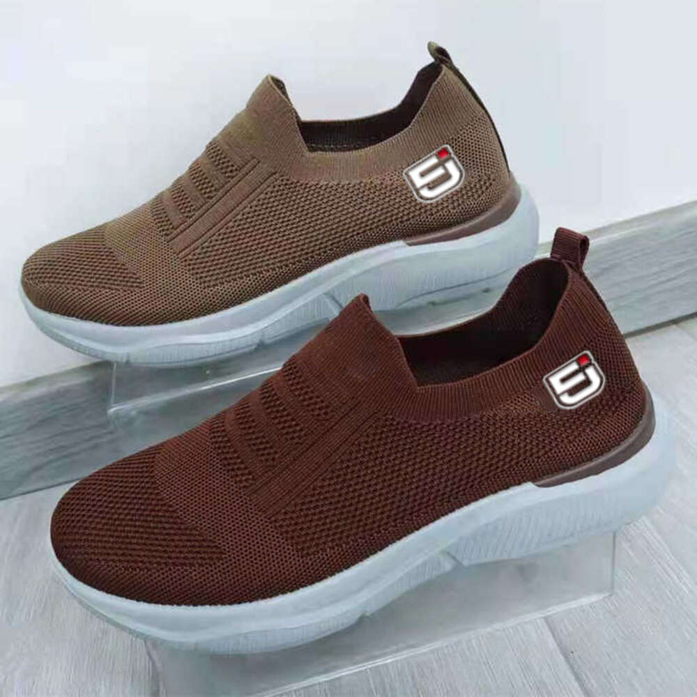 Ddmysports Casual Sneaker For Men Running Sport Designer Leather Breathable Fly Knitting Light New Fashion Walking Style Shoes OUTDOOR