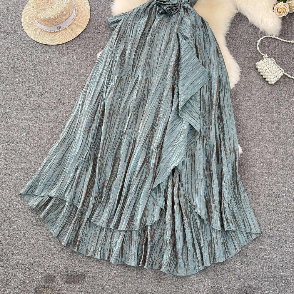 High end light luxury socialite temperament sleeveless strapless bra waist cinched slimming A-line large hem suspender dress elegant long skirt