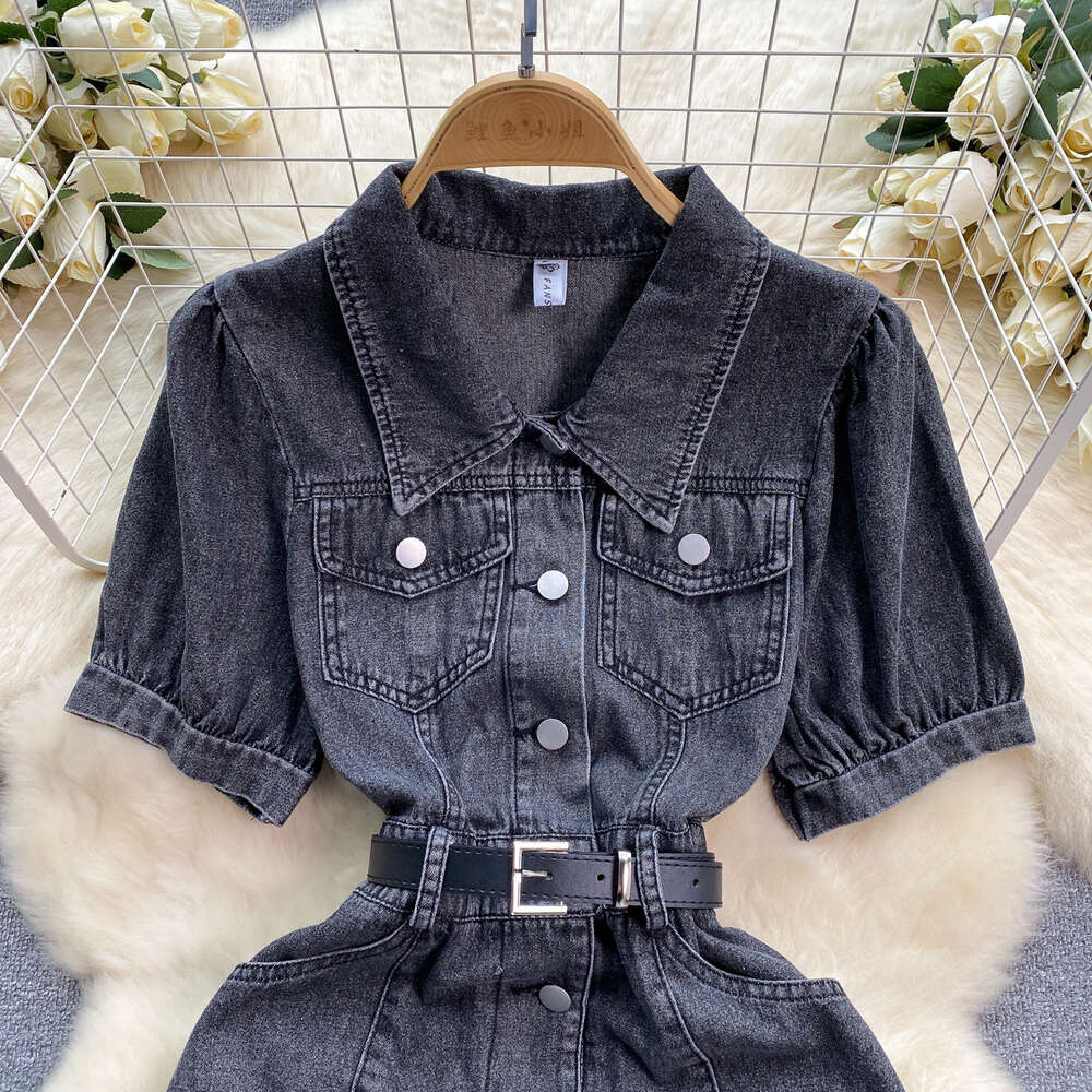 Korean style outfit with age reducing college style denim skirt design sense button fitting short fashionable dress for women