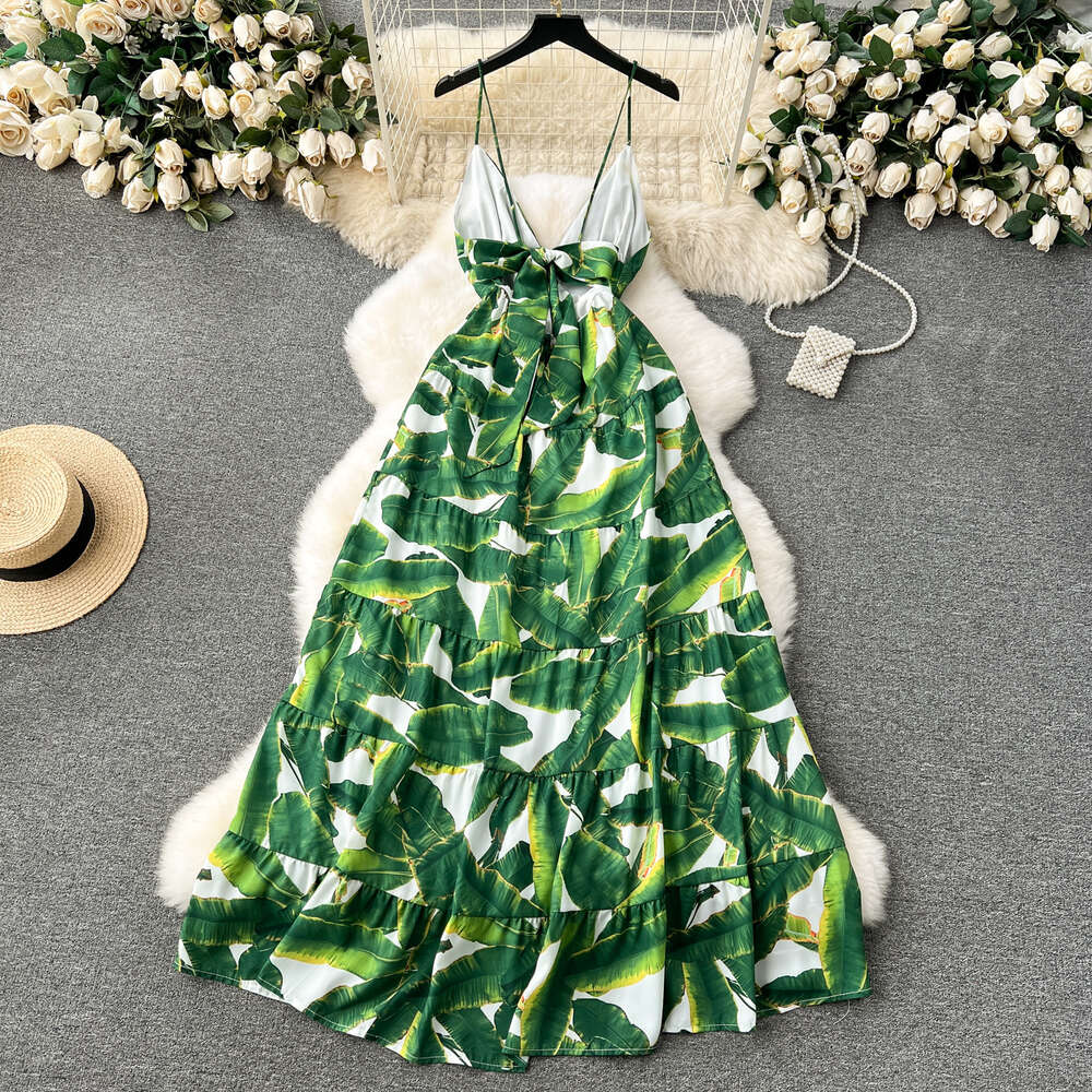 Instagram vacation style tropical print sexy backless camisole dress for womens high-end feeling deep V-neck slim fit long skirt