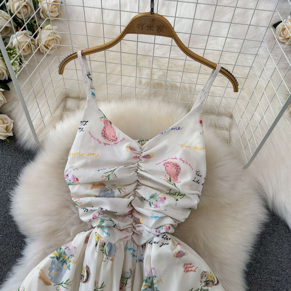 Beach resort style V-neck waist slimming mid length A-line suspender dress fashionable and elegant temperament long skirt in summer