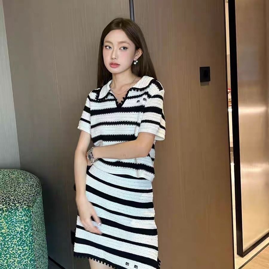 Women's summer color block stripe turn down collar knitted short sleeve top and skirt twinset designer logo embroidery 2 pc dress suit SML