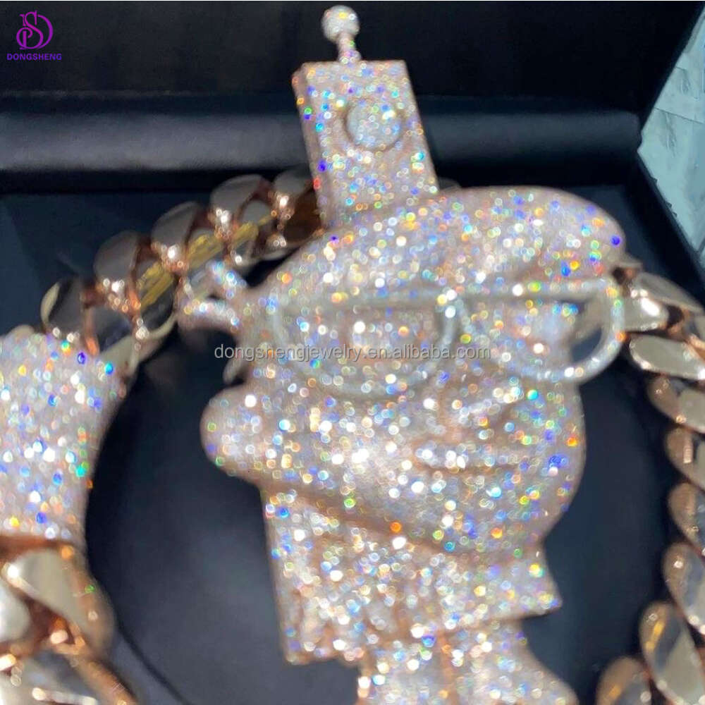 Mens 925 sterling silver fashion jewelry pendants charms Hip Hop Pendant Custom Ice out VVS Moissanite Diamond pendant