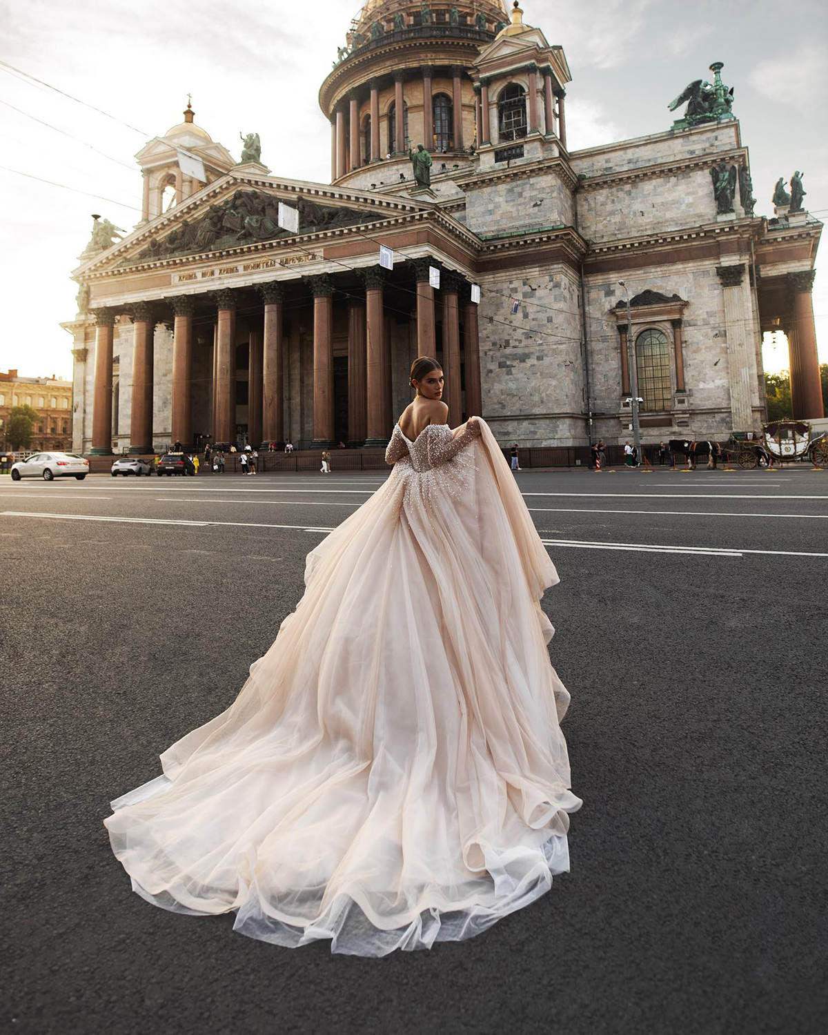 Pearls Wedding Elegant Dresses Off Shoulder Bridal Gowns Sequins A e Custom Made Long Sleeve Sweep Train Bride Dress Vestidos De Novia