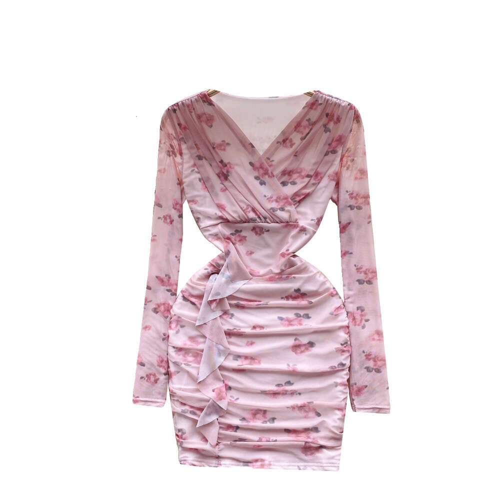 French Romantic Fragmented Flower V-Neck Dress for Women Autumn Ruffles with Pleated Design Exquisite Beauty and Super Fairy Skirt
