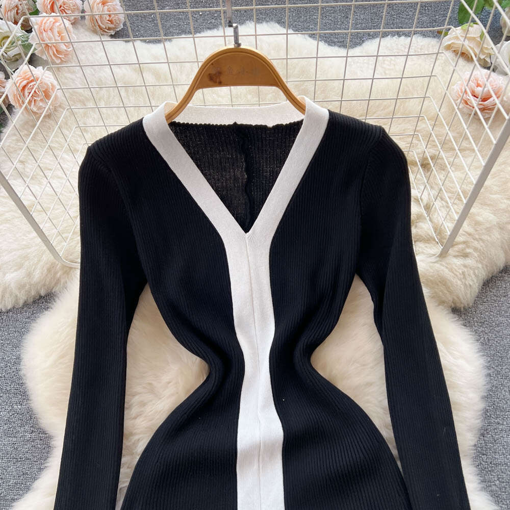 Autumn and Winter 2022 New Hepburn Style Slim Knitted Dress with Light Mature Style Medium Long Contrast Sweater Dress