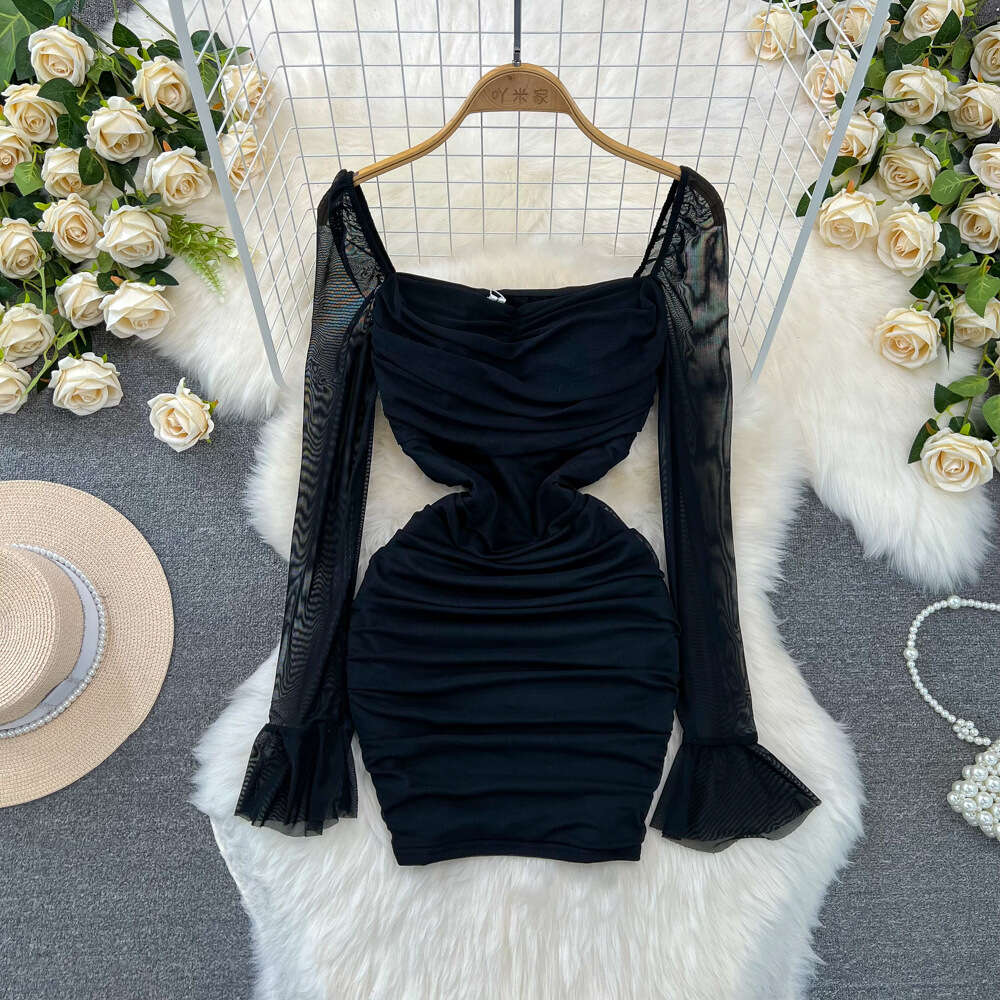 Spring and Autumn Fashion Celebrity Temperament Speaker Long sleeved Square Neck Folded Waist Slimming Short Mesh Wrap Hip Dress