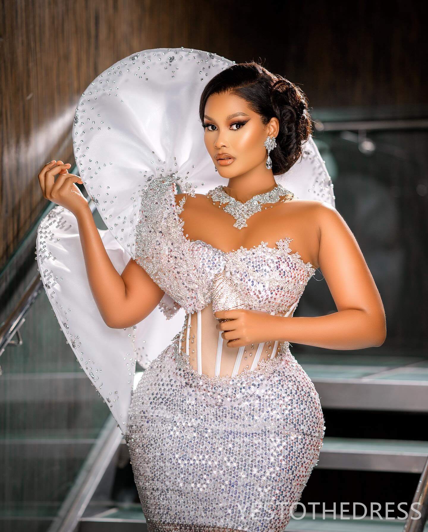 2024 Aso Ebi Prom Dresses Ivory Mermaid Promdress Evening Dresses High Neck Appliqued Beaded Sequined Lace Rhinestones Decorated Second Reception Gown