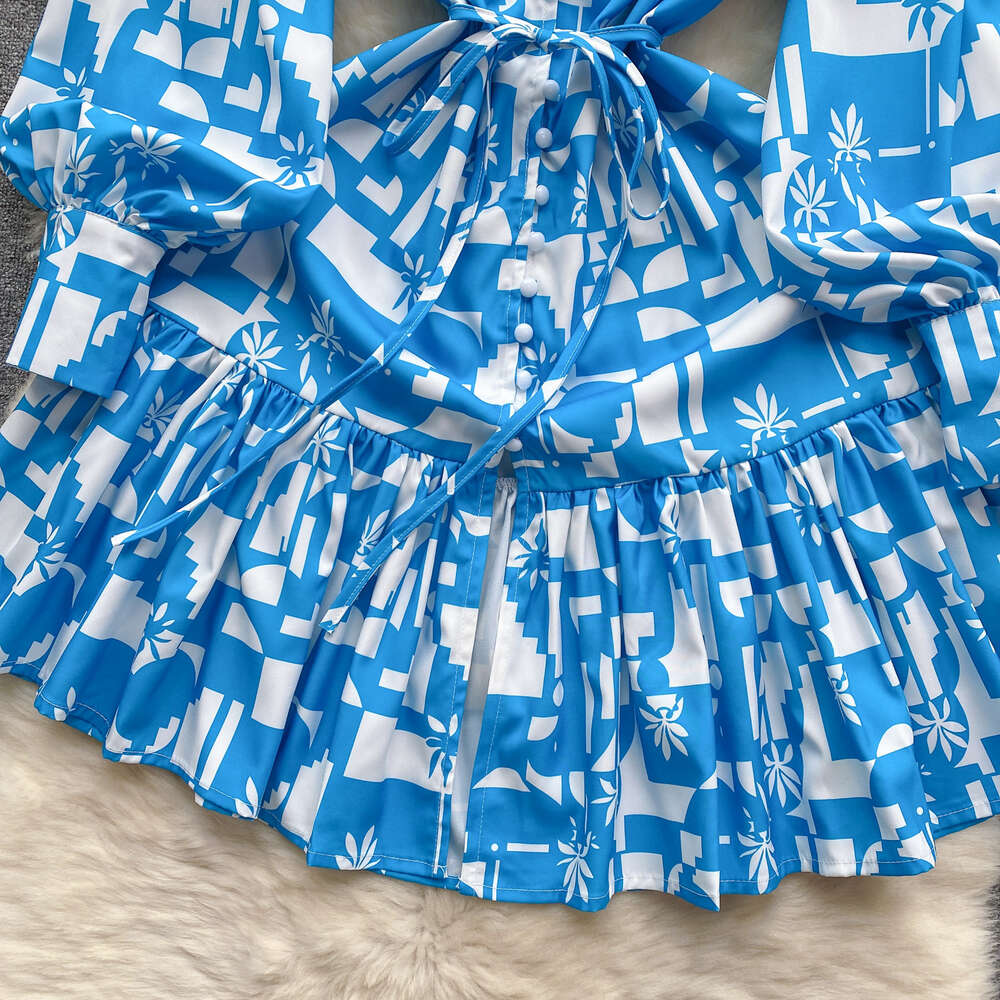 French Bubble Sleeve Dress for Women 2024 New Wearing Design Sense Printed Slim Fit Short Ruffle Edge Skirt