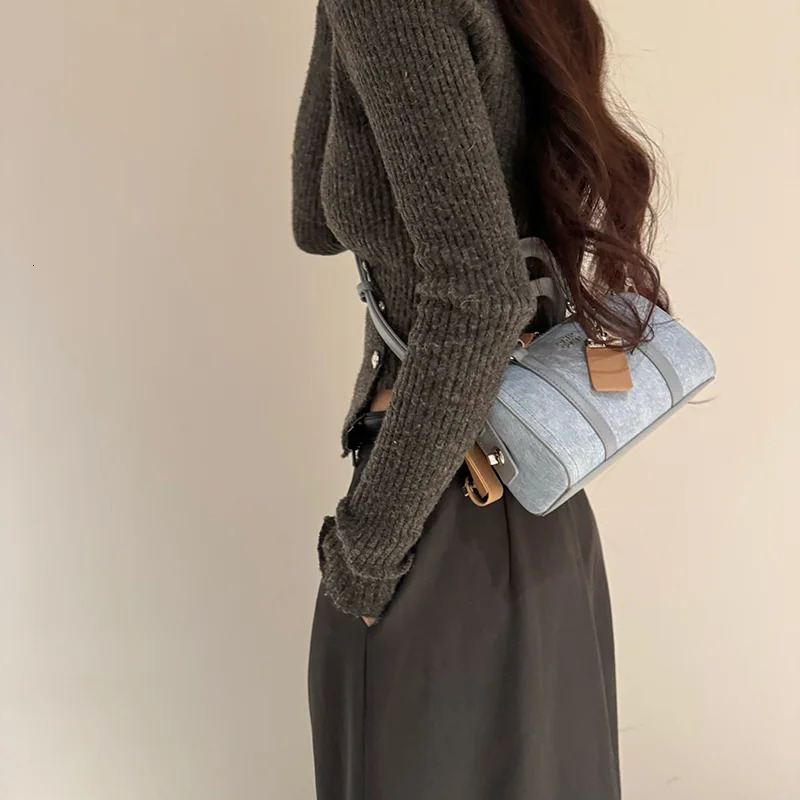 French Hand Boston Bag Women Advanced Denim Shoulder Crossbody Bag Makeup Pillow Bag 240603
