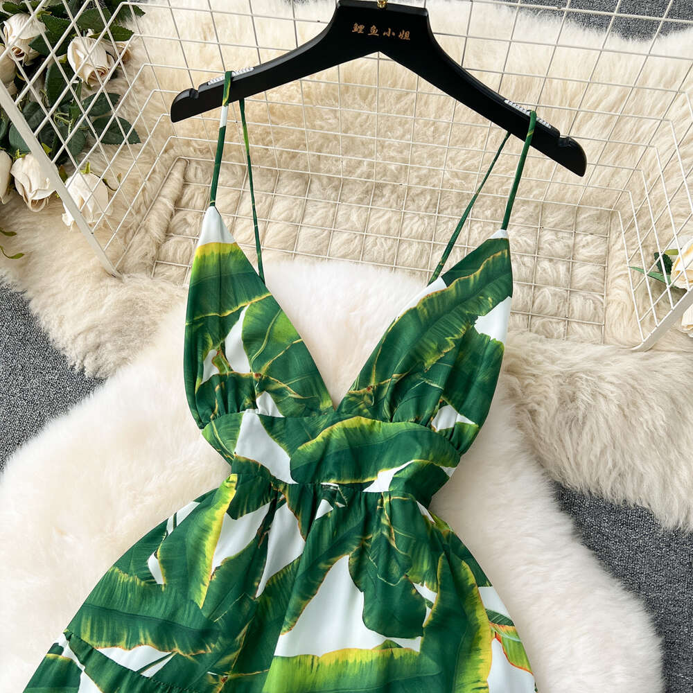 Instagram vacation style tropical print sexy backless camisole dress for womens high-end feeling deep V-neck slim fit long skirt