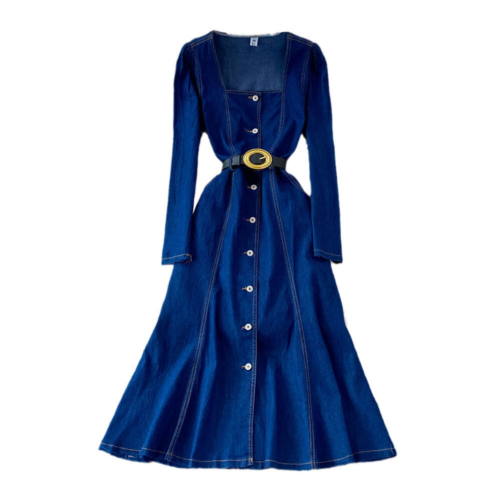 Square necked denim dress for spring 2023 new model of socialite temperament and goddess style slim waist and large hem long skirt