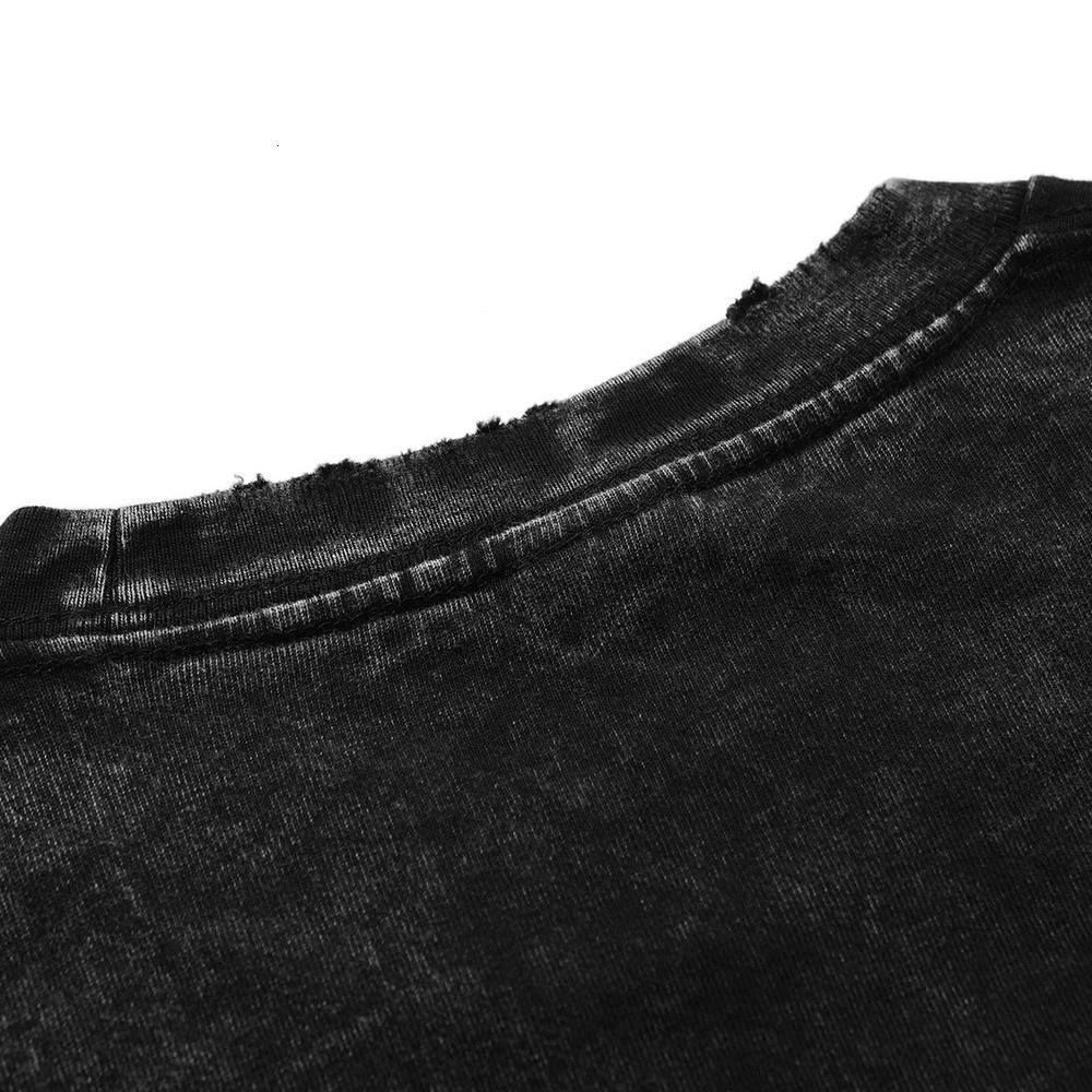 Men Streetwear Harajuku Retro Anime Cartoon Retro Graphic T-shirt Washed T-Shirt Oversized Men Cotton Tops Tees 240601