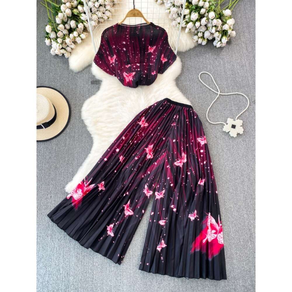 Fashionable suit for women light and mature style three houses wrinkled short sleeved stand up collar slim fit printed top two-piece set of high waist