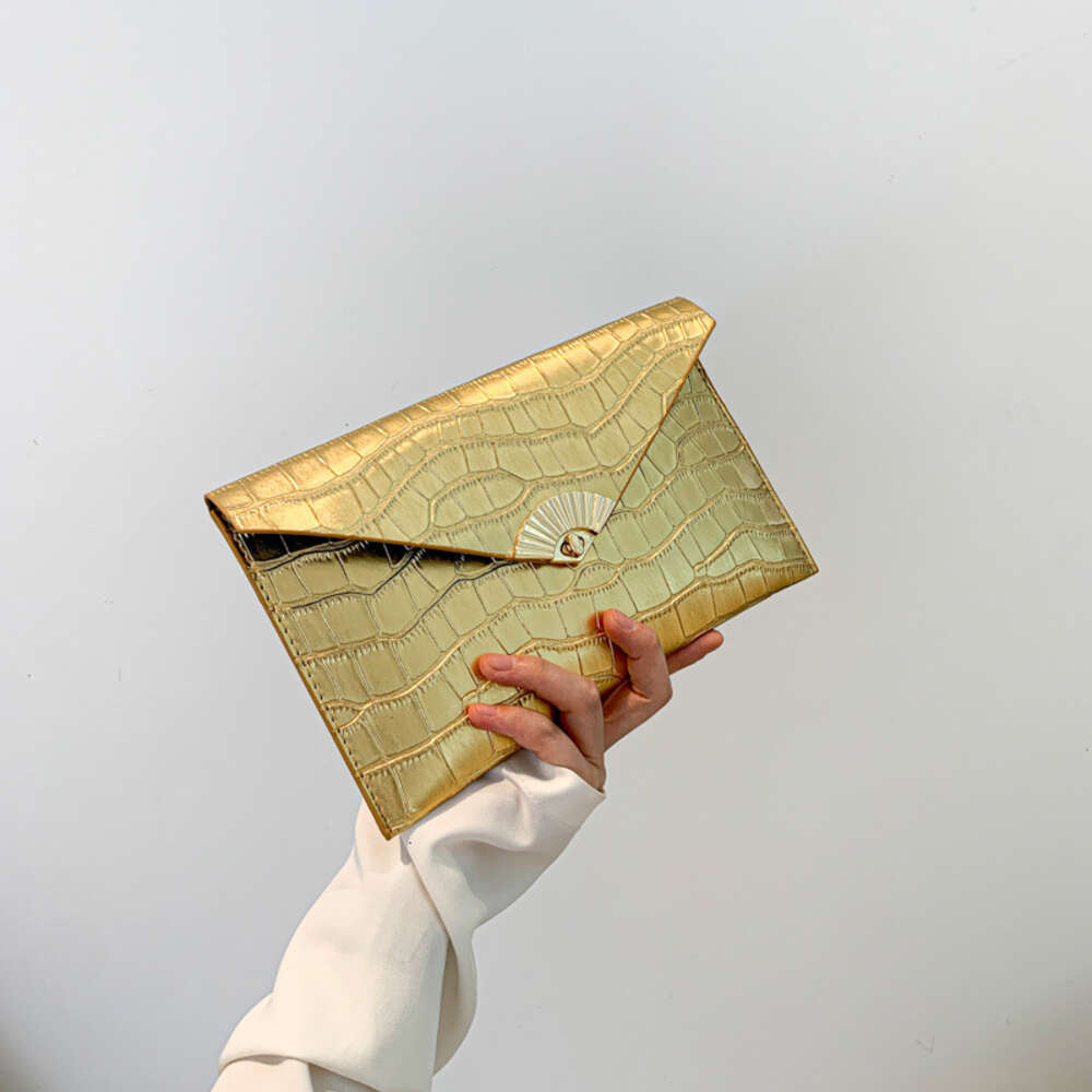 2024 New Design Women Small Envelope Shaped Bag Exquisite Fashionable Casual style Minimalist style Free shipping size