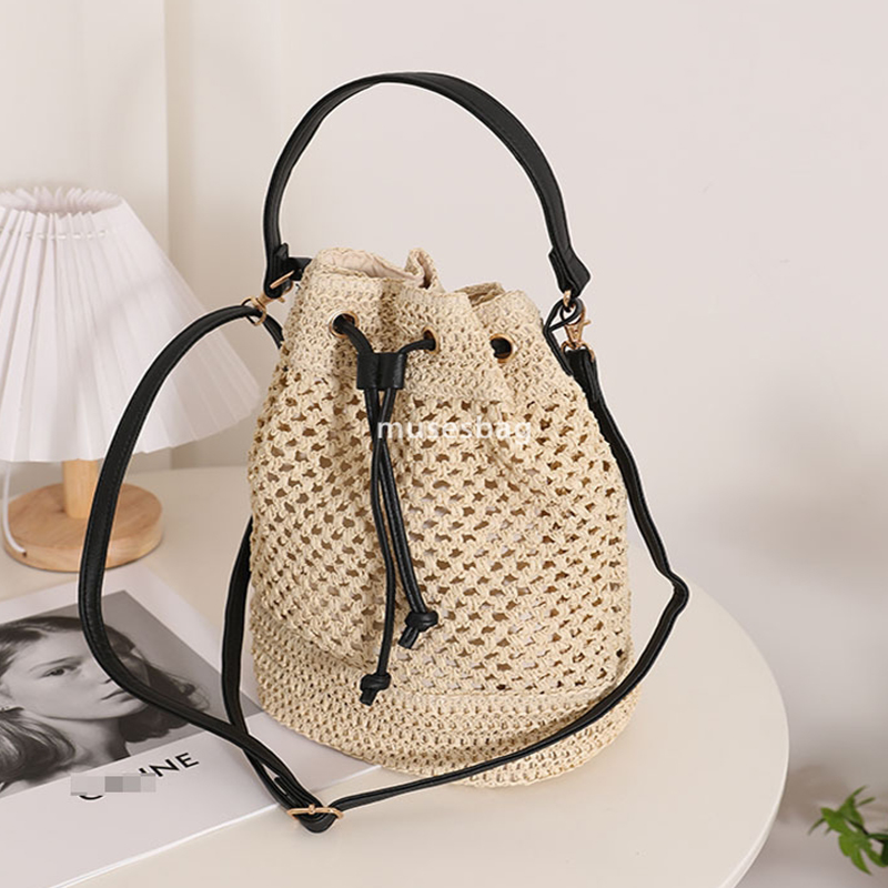 Designer's straw woven bag large capacity crossbody bucket bag beach bag casual men's luxury shoulder bag fashionable weaving high-quality m