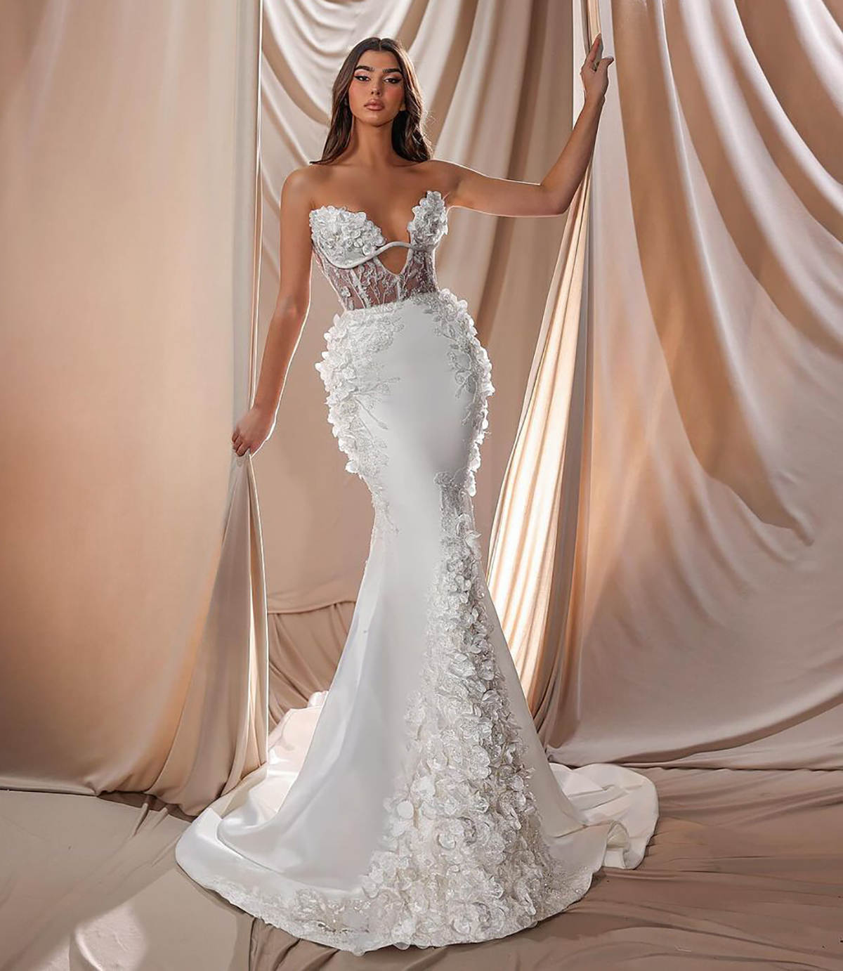 Fashion Mermaid Wedding Dresses 3D Floral-Appliques Lace Hollow Court Gown Backless Designer Zipper Custom Made Plus Size Bridal Gown Vestidos De Novi