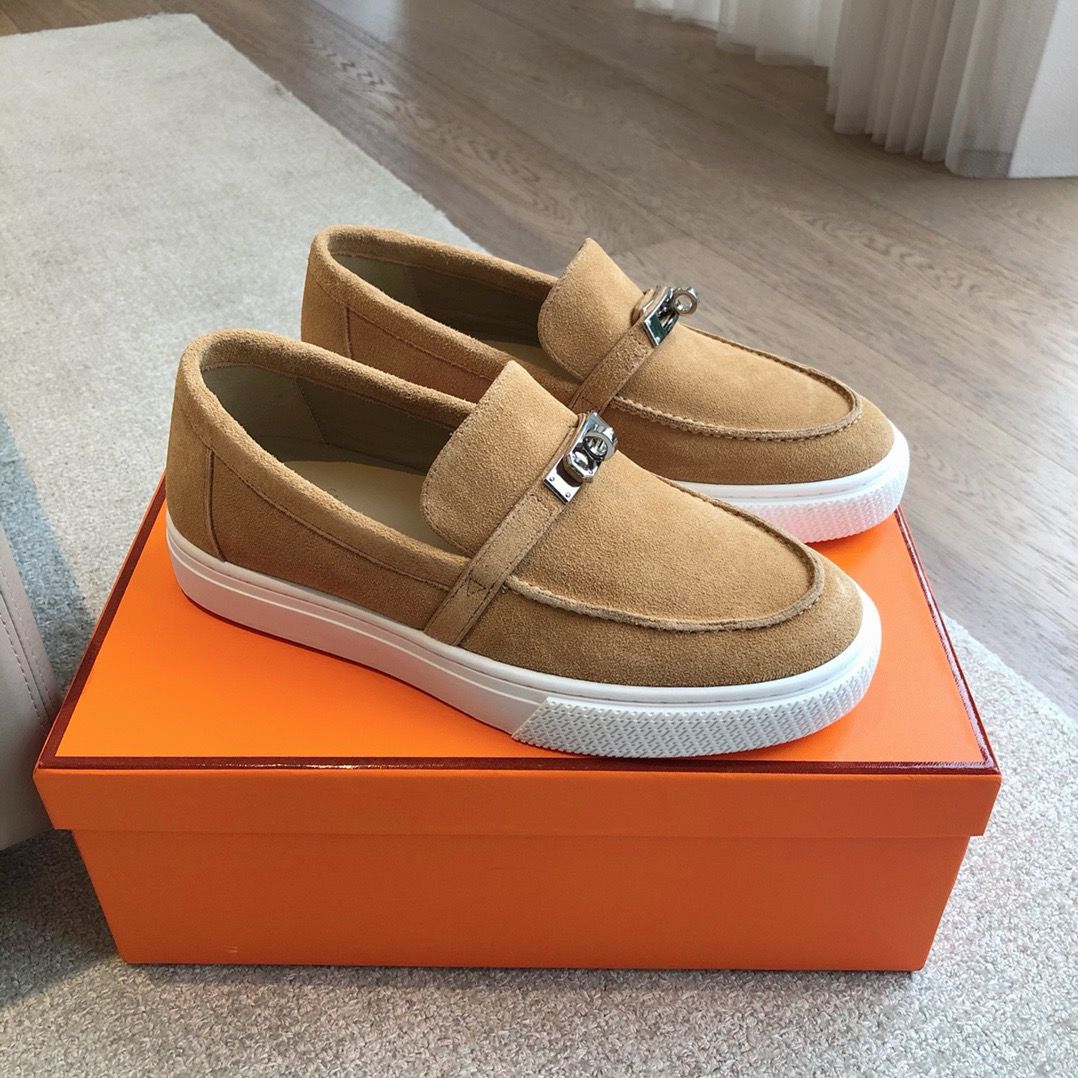 New Couples shoes Summer Walk Charms embellished suede Moccasins loafers Genuine leather casual flats Luxury Designer Mens flat Dress Skate Shoe