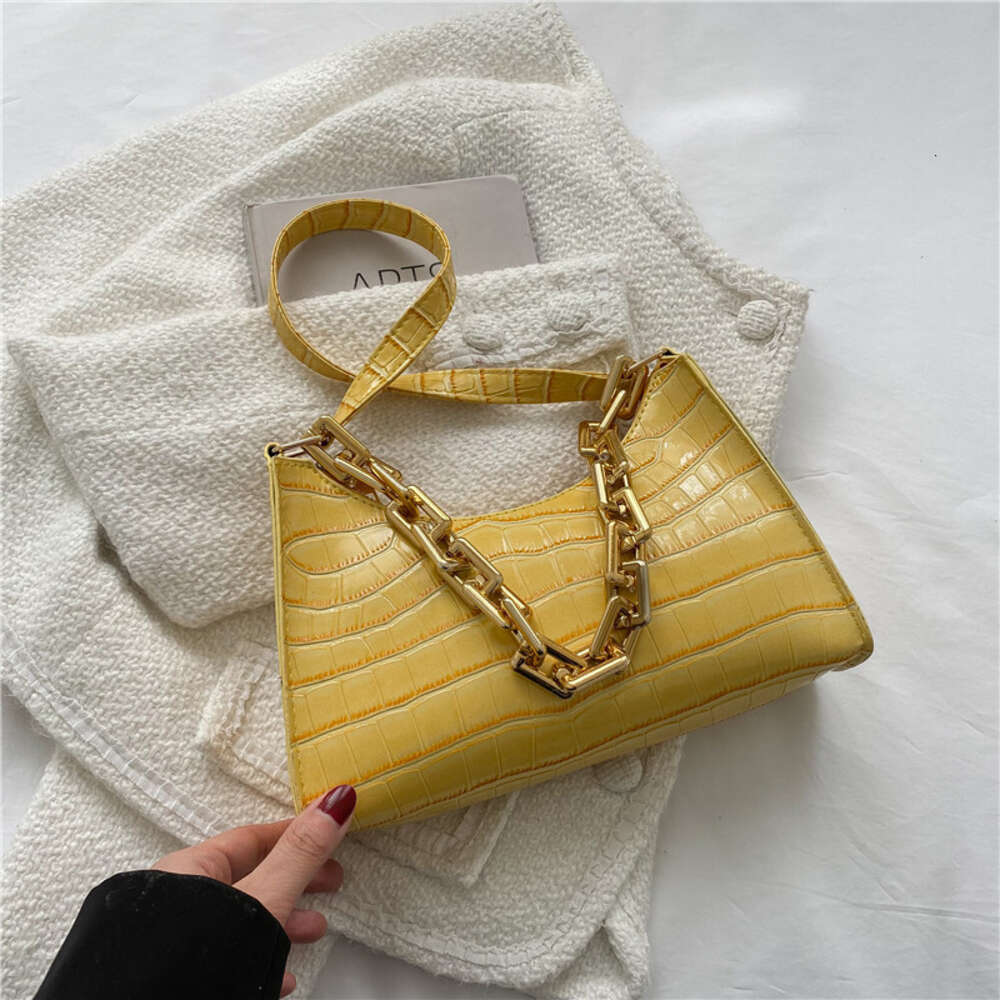 2025 Designer New Women Chain 3 Crossbody Bag Shoulder bag Fresh Fashion Stylish Versatile Classic design Natural Minimalist style Free shipping