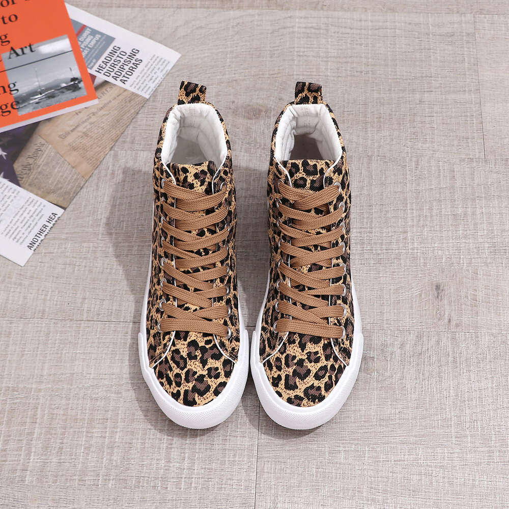Wenzhou Wholesale Stock Casual Leopard High Top Womens Fashion Lace Up Men's Canvas Trendy Shoes For Women