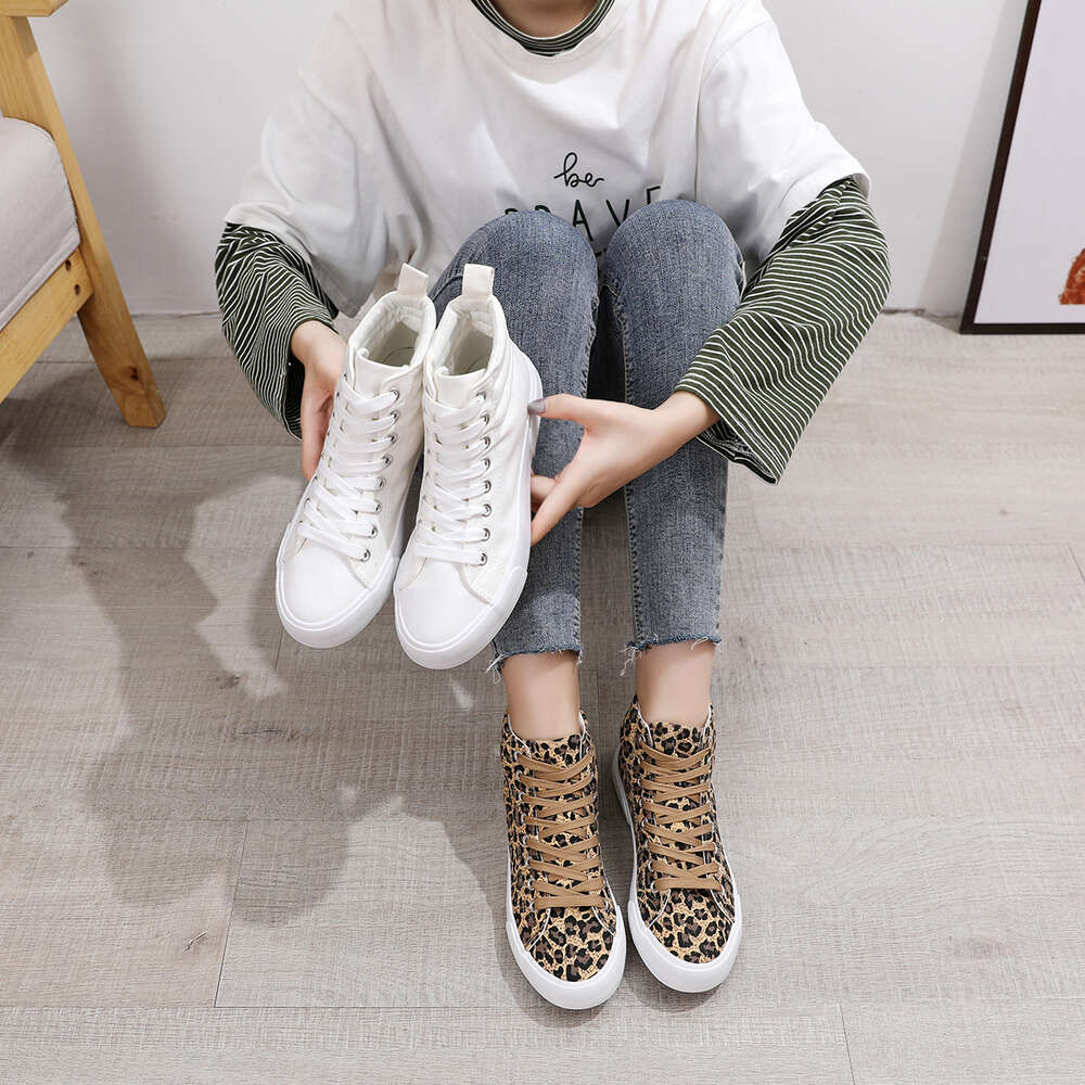 Wenzhou Wholesale Stock Casual Leopard High Top Womens Fashion Lace Up Men's Canvas Trendy Shoes For Women