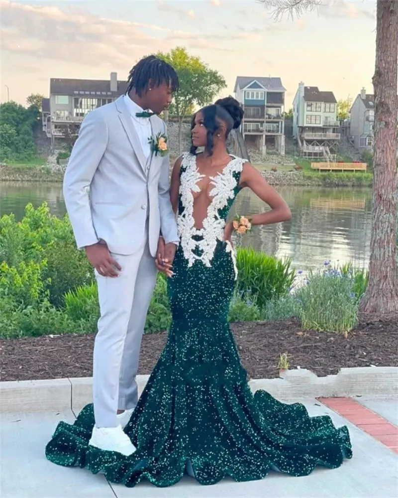 Green Dark Sequins Sheer O Neck Long Prom Dress For Black Girls Sequined Birthday Party Dresses Appliques Evening Gowns Mermaid Robe De Es 0219