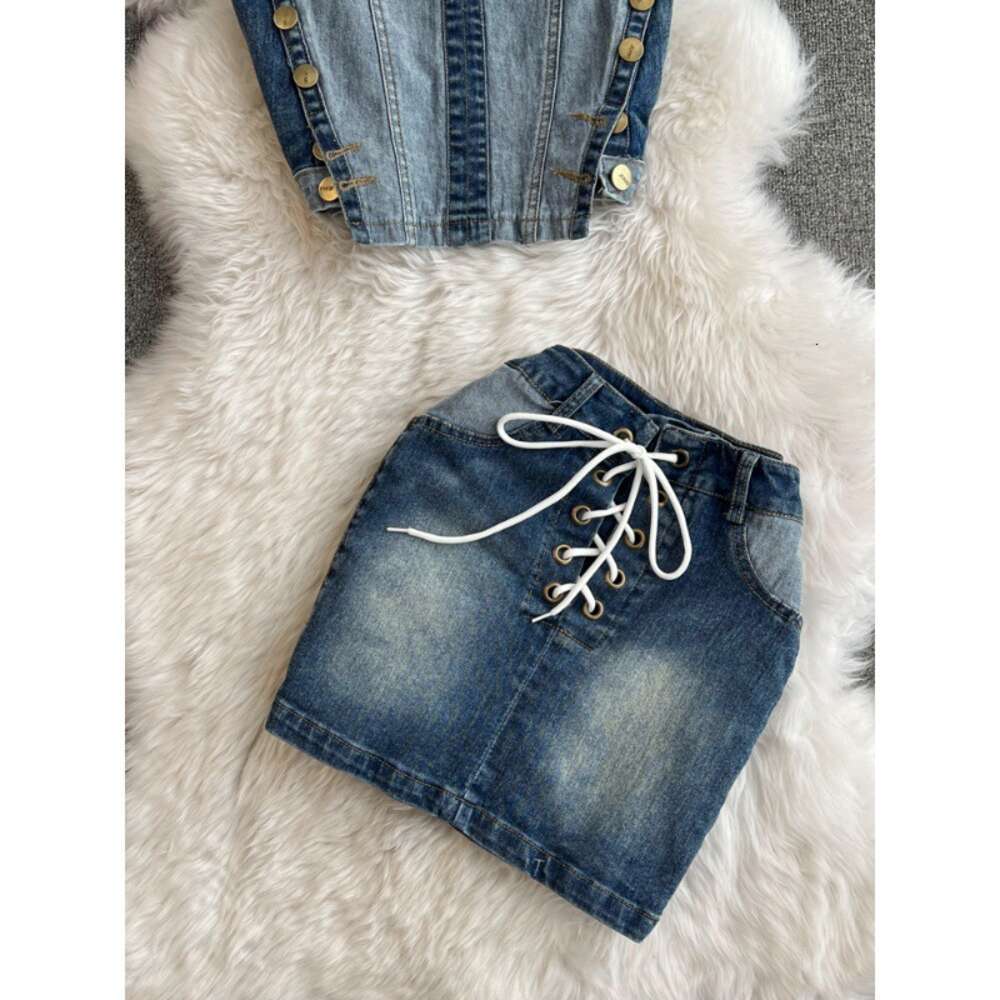 Fashionable set of color blocking spicy girl breasted top two-piece set of high waisted elastic drawstring wrapped buttocks denim skirt
