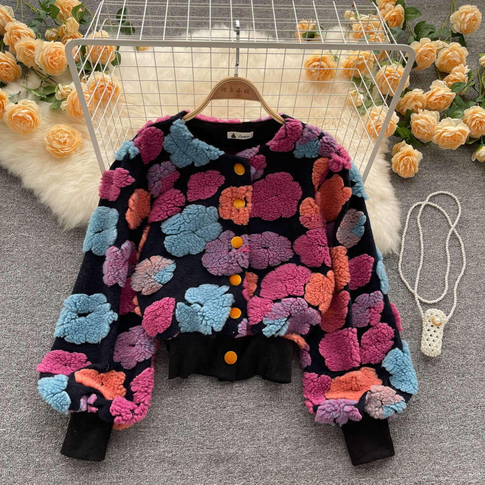 Autumn and winter 2022 new French three-dimensional flower temperament slim single breasted cardigan short coat women in fashion