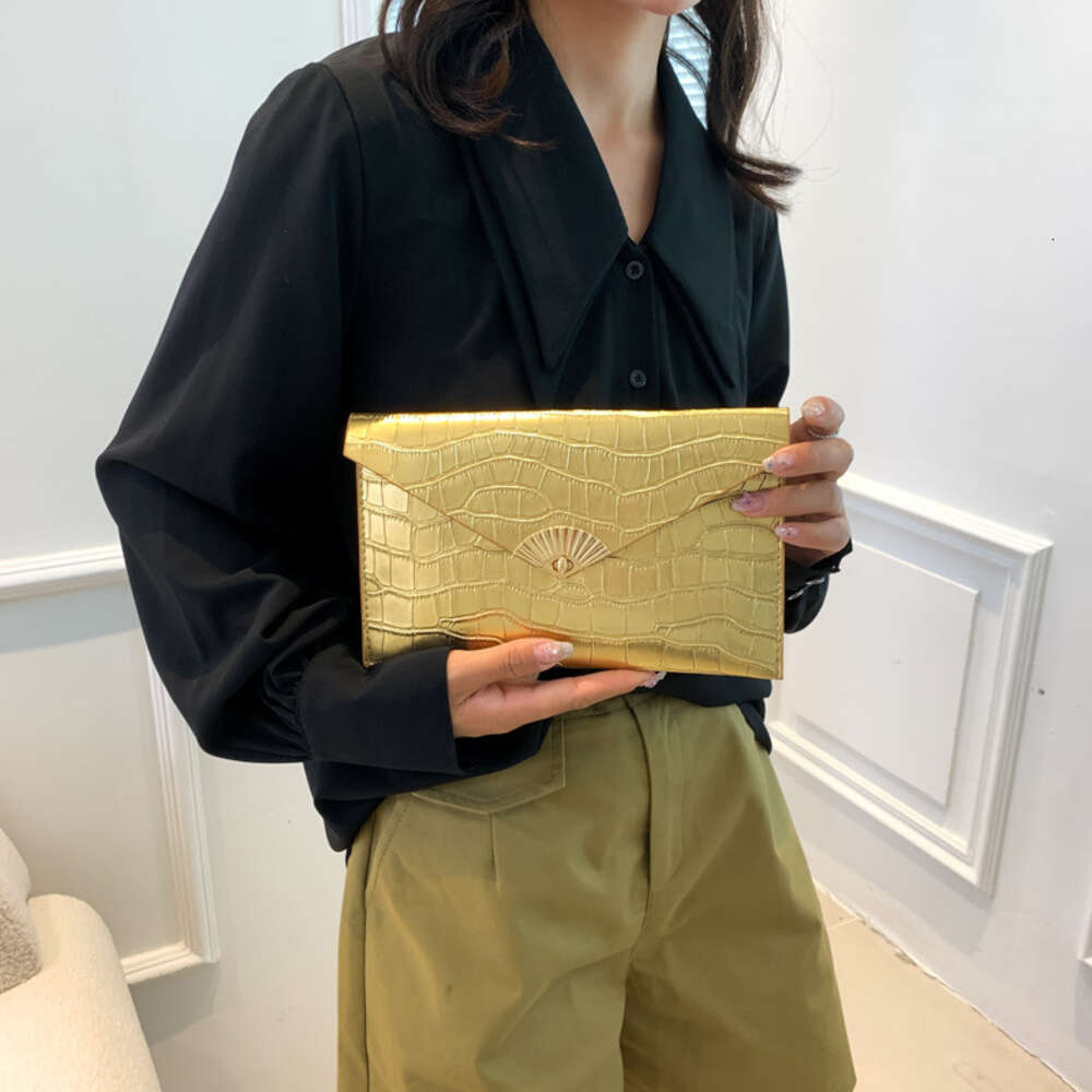 2024 New Design Women Small Envelope Shaped Bag Exquisite Fashionable Casual style Minimalist style Free shipping size