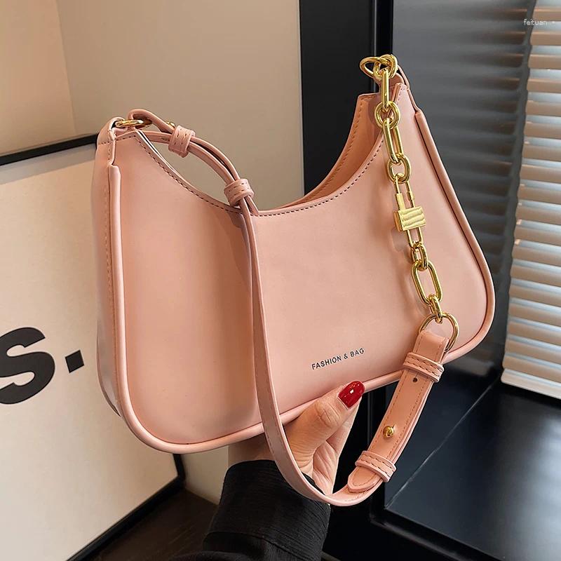 Shoulder Bags Women's Underarm Bag 2024 Design Sense Versatile Chain Single Small Square Temperament Elegant Handbags