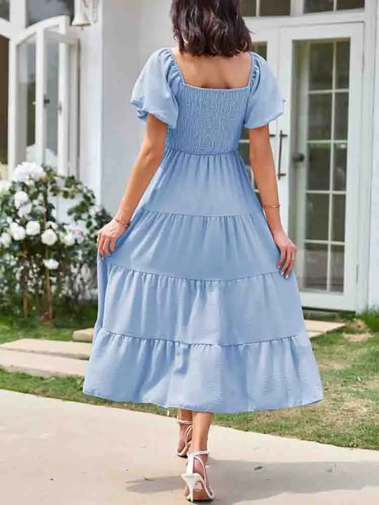 Summer Boho Smocked Maxi Dresses for Women Casual Puff Sleeve Square Neck A Line Tiered Ruffle Long Beach Dresses 240529