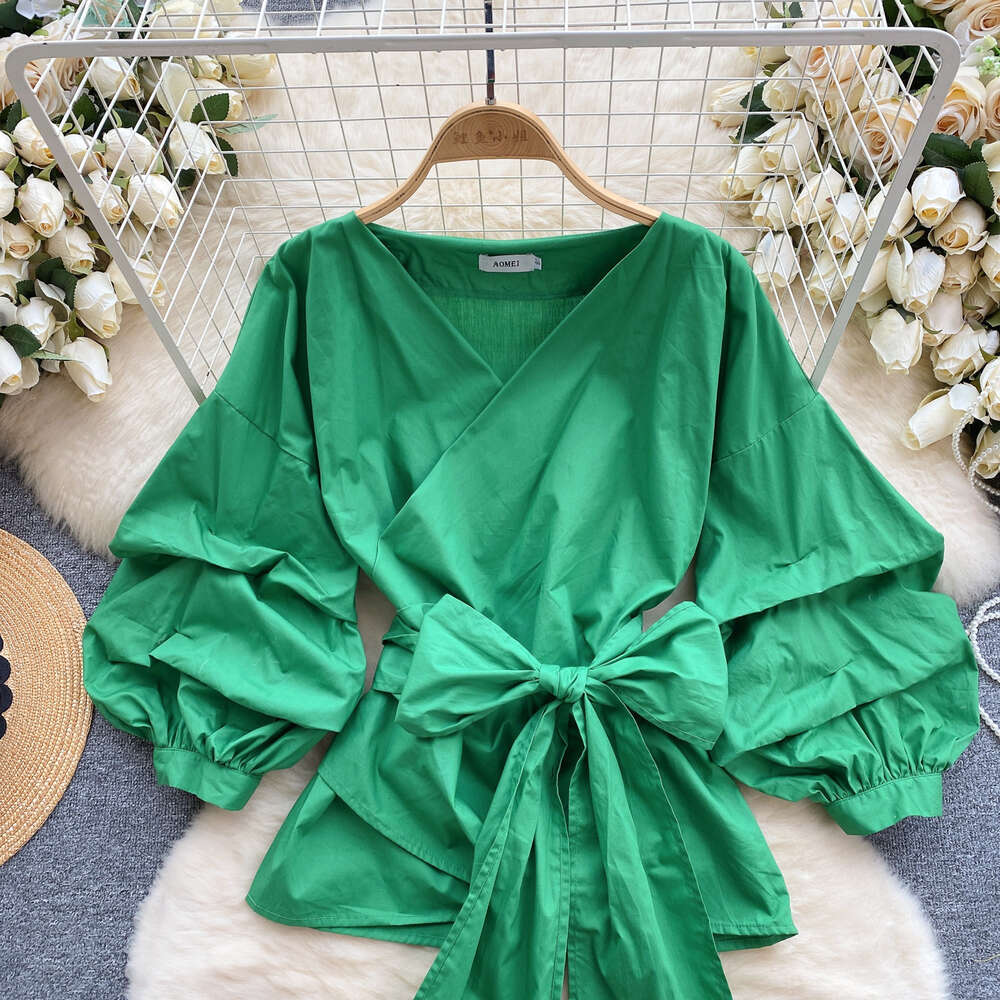 European style shirt for women with a design feel bubble sleeves with straps that wrap around the waist for a slimming look Vneckf ashionables pringo 