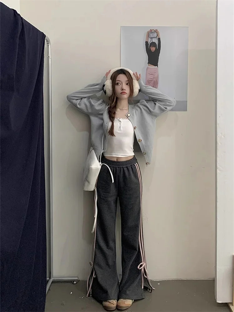 Deeptown Y2K Fairycore Bow Sweatpants Women Korean Fashion Ribbon Gray Jogger Pants Harajuku Sweet Girly Striped Flare Trousers 240530