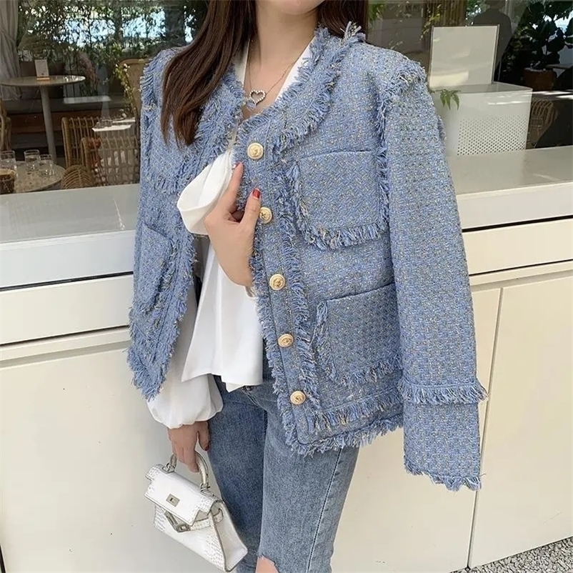Women's Wool Blends Chic Women's Winter Tweed Fringe Beaded Jacket High Quality Female Blue Woolen Coat 230822CJ